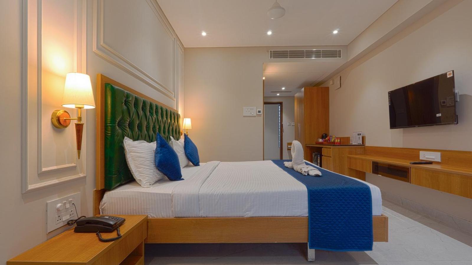 Magnus Nexstar Suites Kalyani Nagar Pune Exterior photo