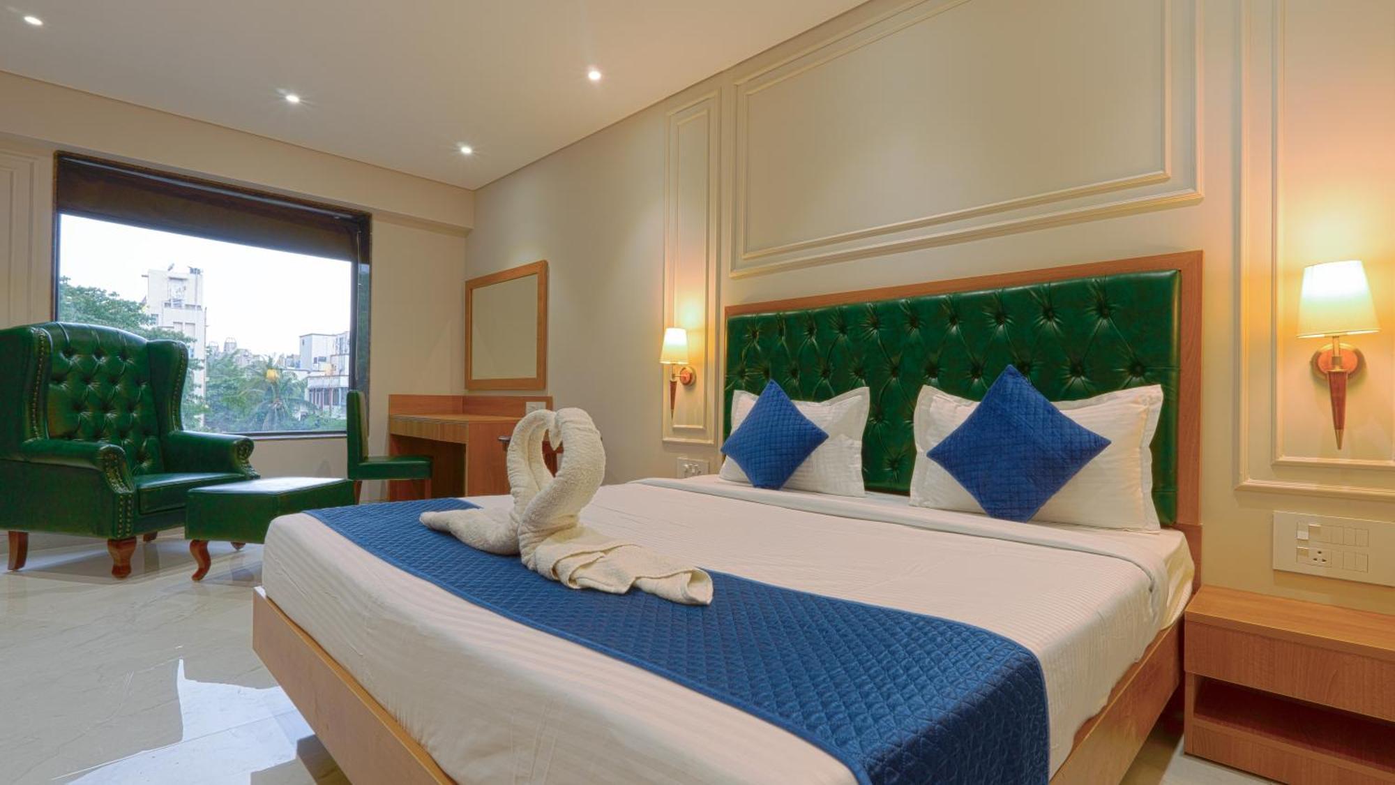 Magnus Nexstar Suites Kalyani Nagar Pune Exterior photo