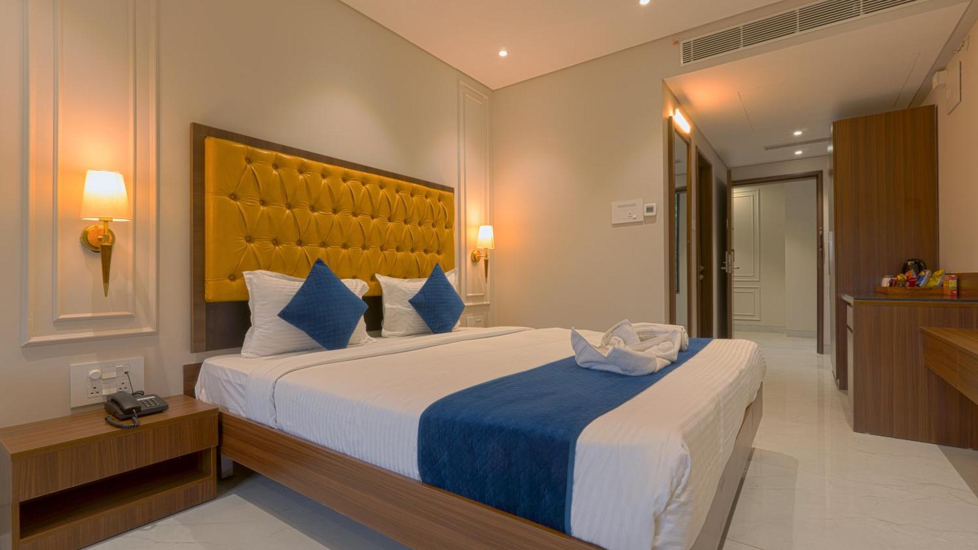 Magnus Nexstar Suites Kalyani Nagar Pune Exterior photo